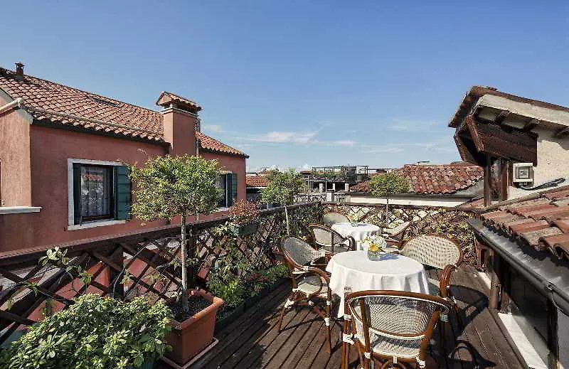 *** Hotel Antica Locanda Al Gambero Venice Italy