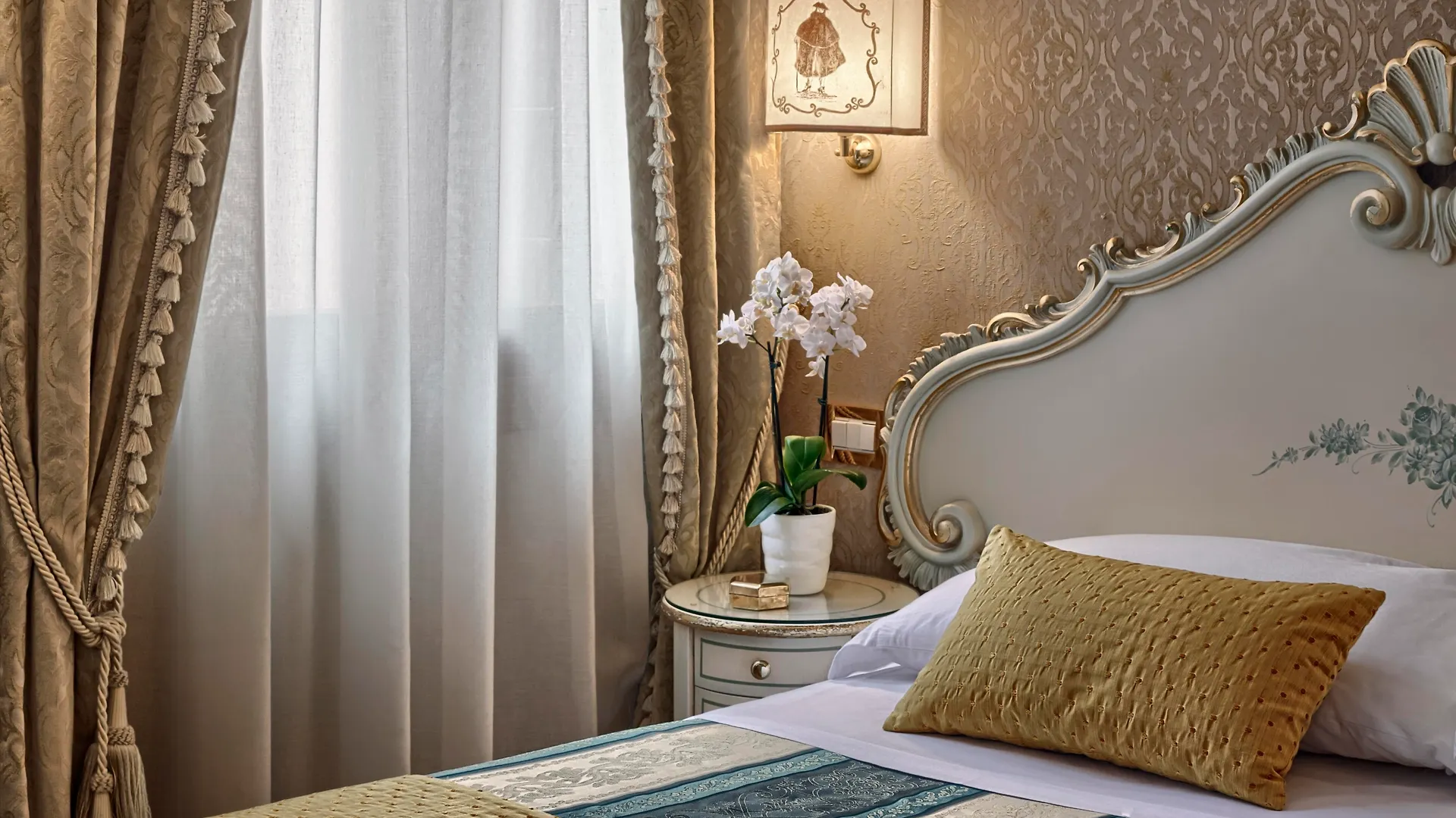 Antica Locanda Al Gambero Venice 3*,  Italy